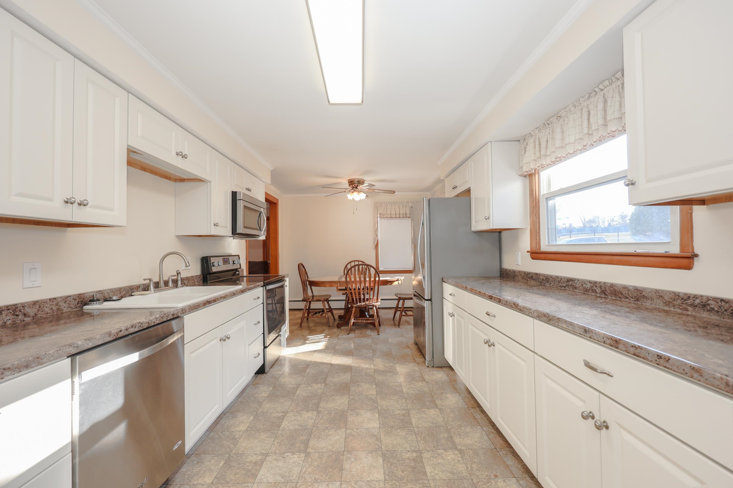 58 Alsace Street Manchester, NH 03102 - Photo 3 of 44