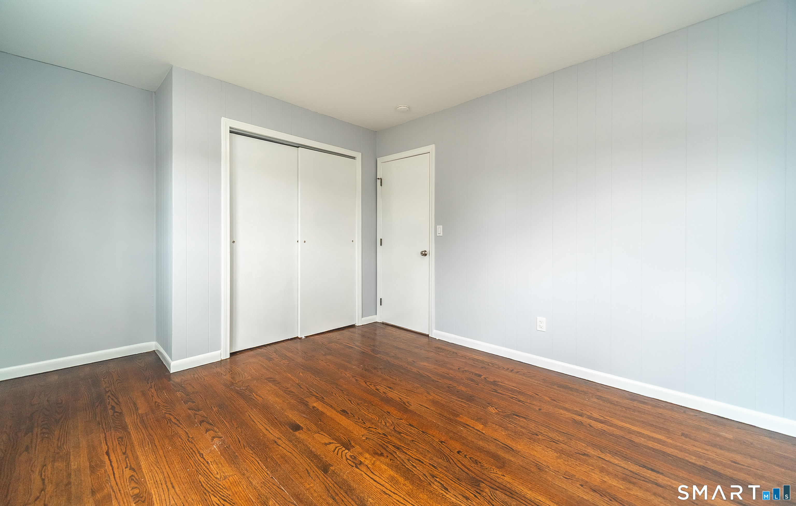 476 Ruth Street Bridgeport, CT 06606 - Photo 25 of 38