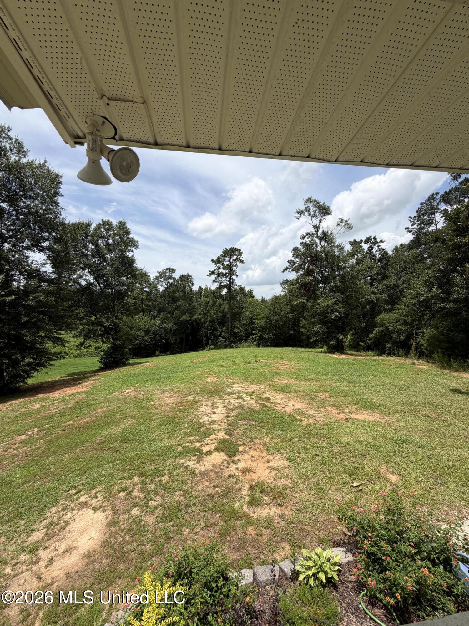 2009 Summit Holmesville Road McComb, MS 39648 - Photo 12 of 20 IMG_1206