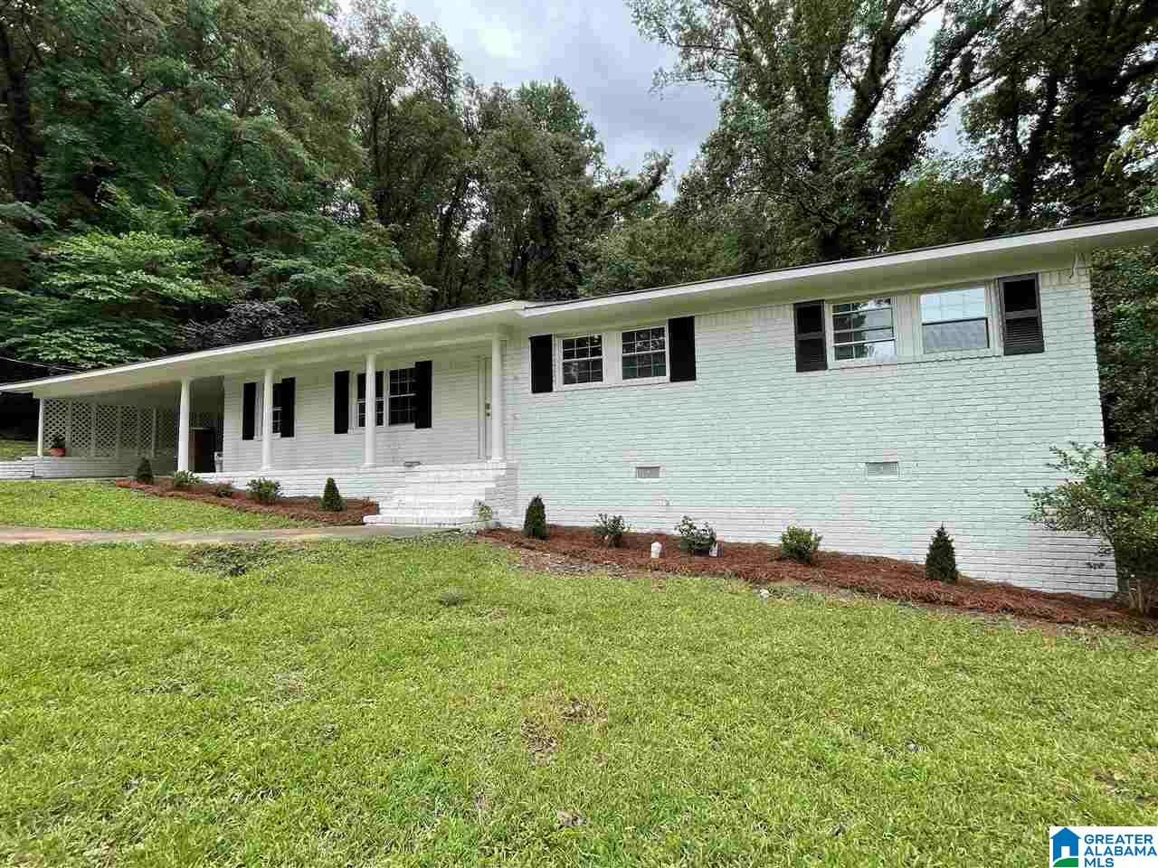 205 12th Place Northeast Alabaster, AL 35007 - Photo 1 of 1