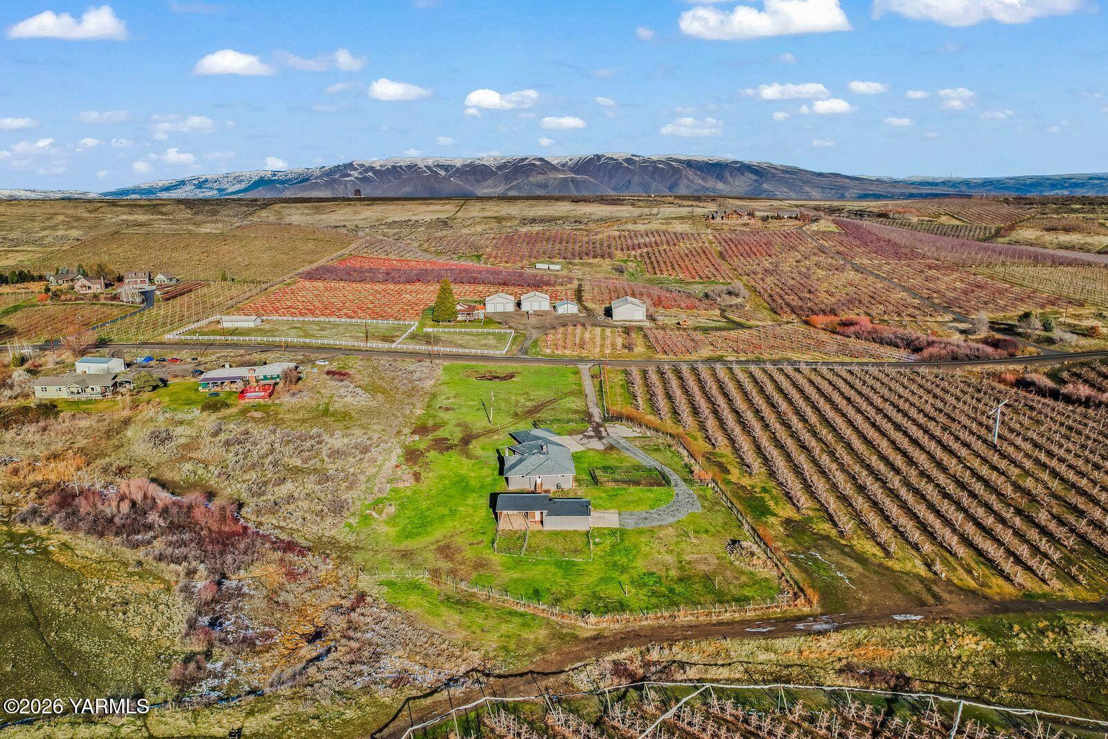 2030 Sunset Way Cowiche, WA 98923 - Photo 54 of 57 a view of an ocean view