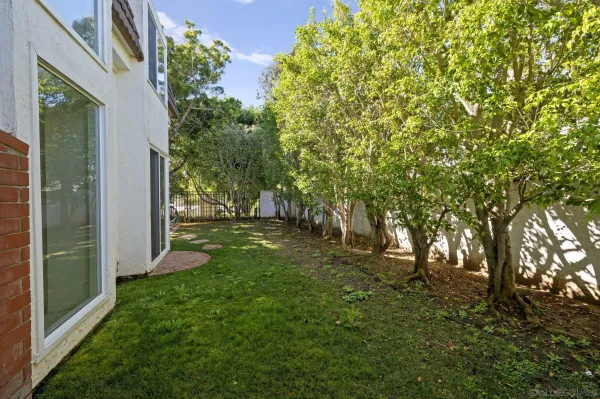 $8,475 | 2847 Via Posada, La Jolla, CA 92037