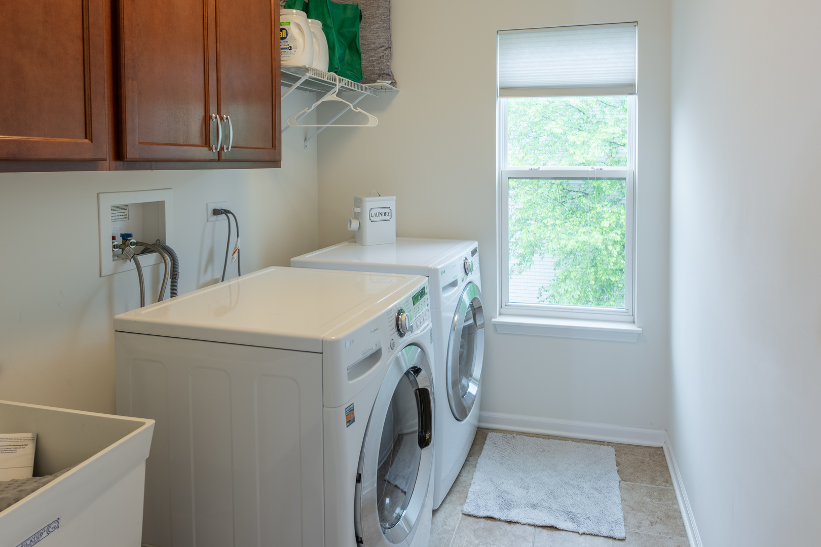 4333 Schofield Drive Oswego, IL 60543 - Photo 12 of 14 a utility room with dryer and washer