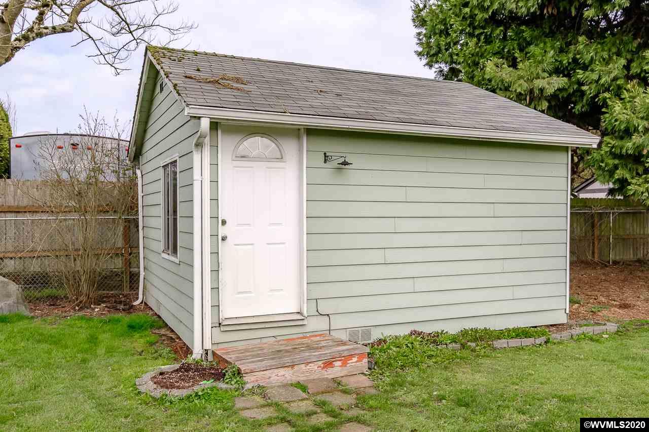 3261 Alexander Lane Northeast Albany, OR 97321 - Photo 38 of 42