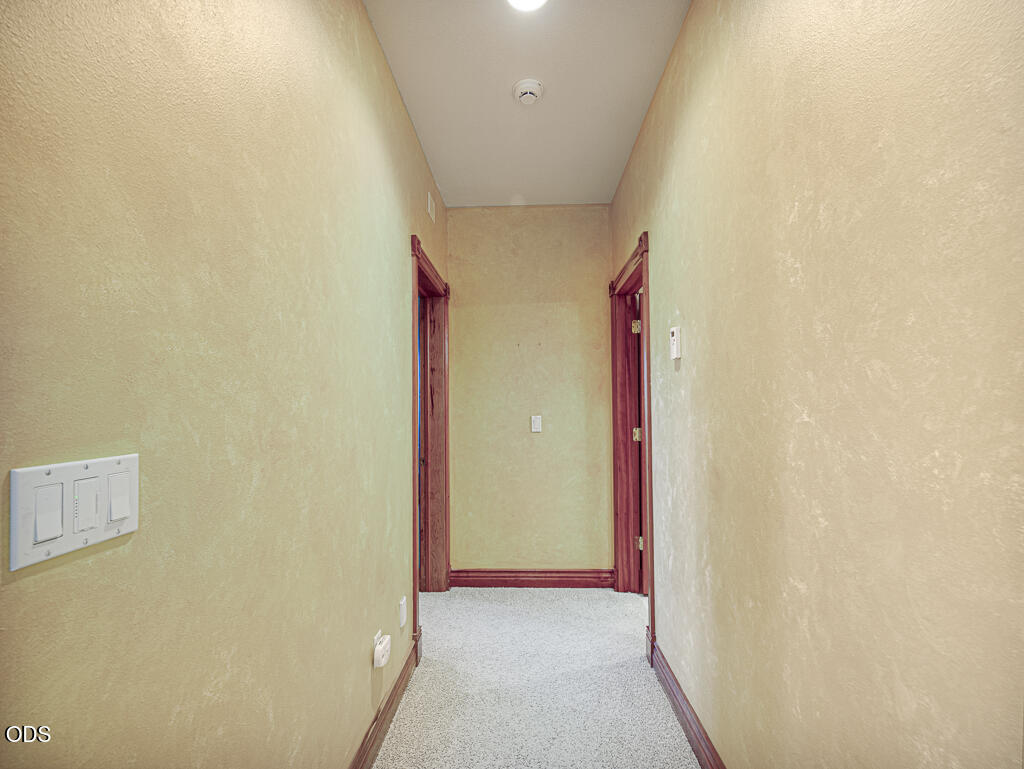 11707 Kestrel Road Klamath Falls, OR 97601 - Photo 36 of 65