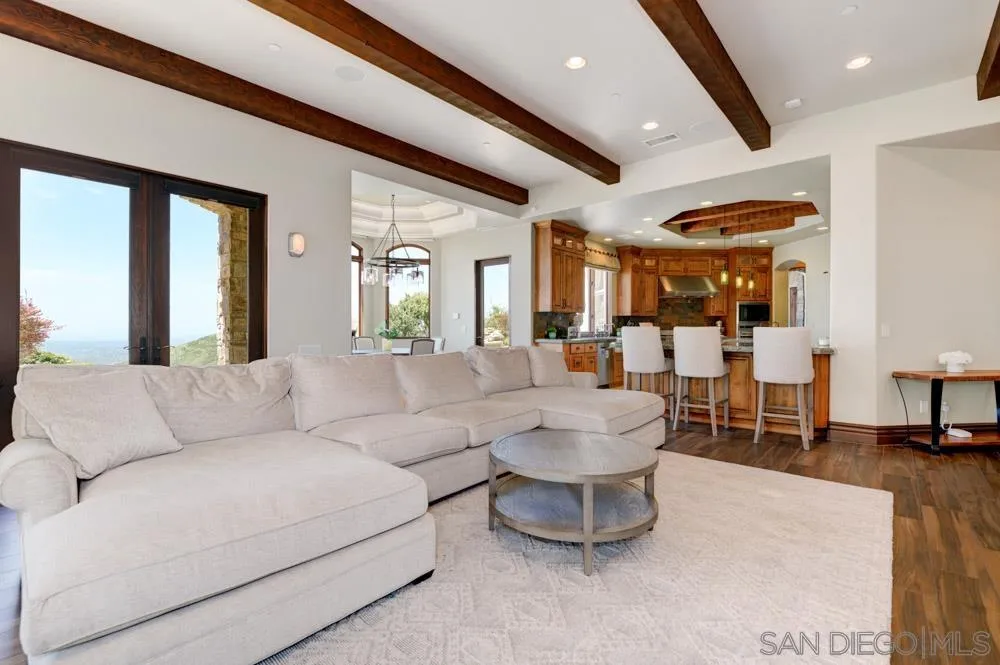18335 Via Ambiente Rancho Santa Fe, CA 92067 - Photo 15 of 60 Gallery Image 15