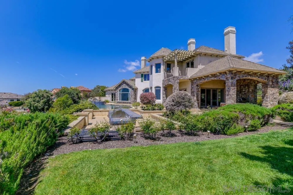 18335 Via Ambiente Rancho Santa Fe, CA 92067 - Photo 24 of 60 Gallery Image 24