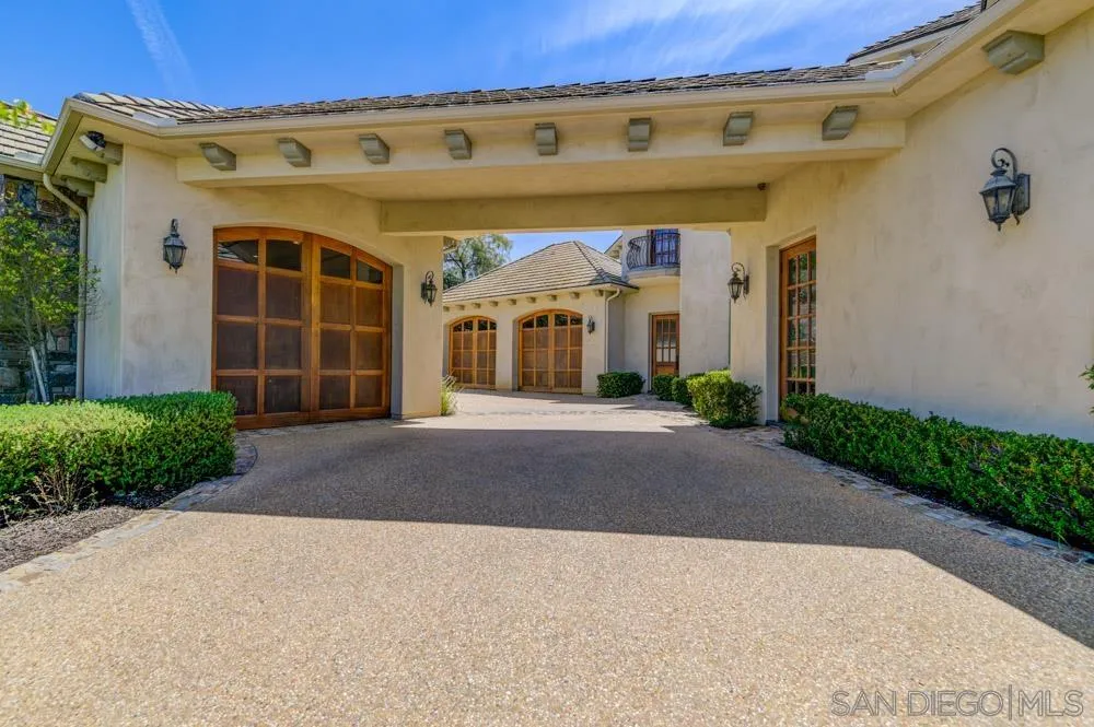 18335 Via Ambiente Rancho Santa Fe, CA 92067 - Photo 46 of 60 Gallery Image 46