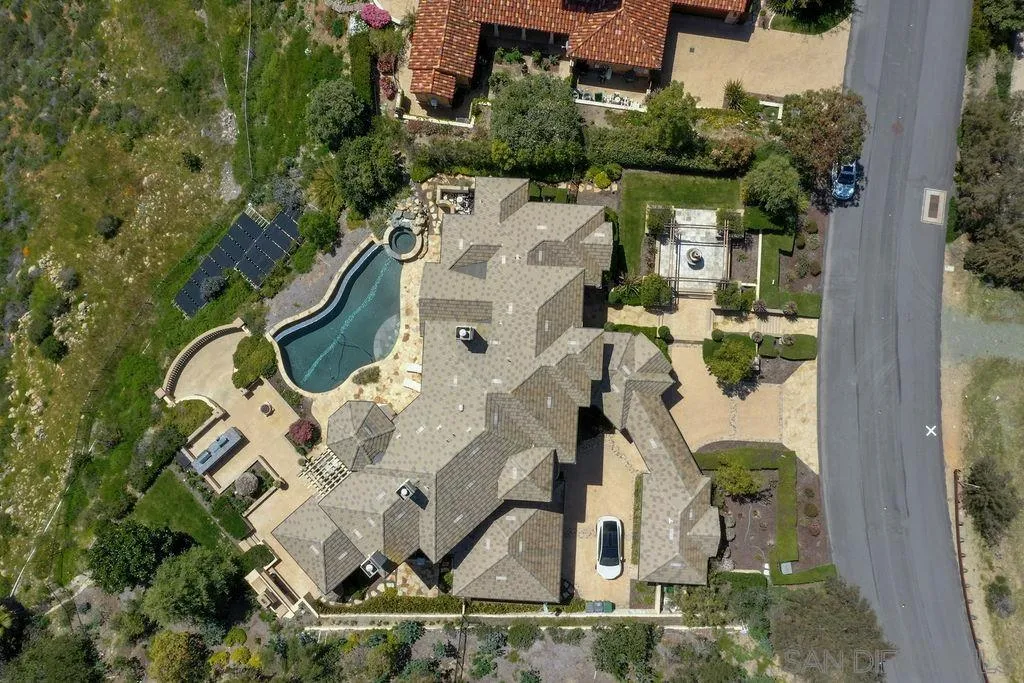 18335 Via Ambiente Rancho Santa Fe, CA 92067 - Photo 50 of 60 Gallery Image 50