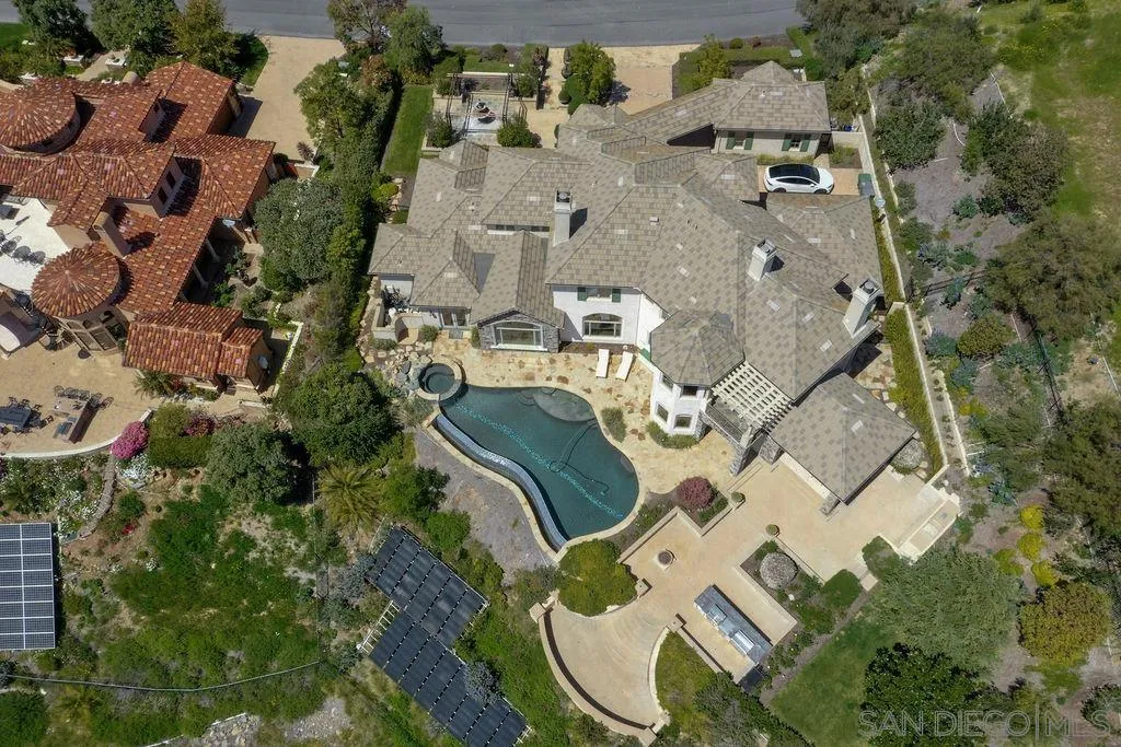 18335 Via Ambiente Rancho Santa Fe, CA 92067 - Photo 51 of 60 Gallery Image 51