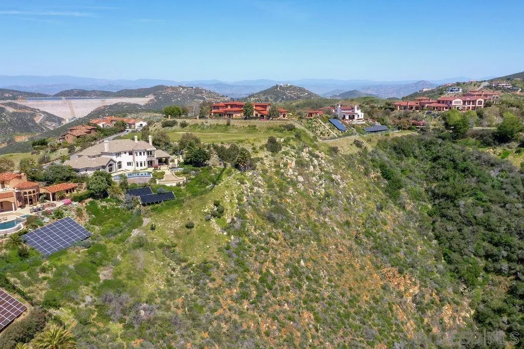 18335 Via Ambiente Rancho Santa Fe, CA 92067 - Photo 58 of 60 Gallery Image 58