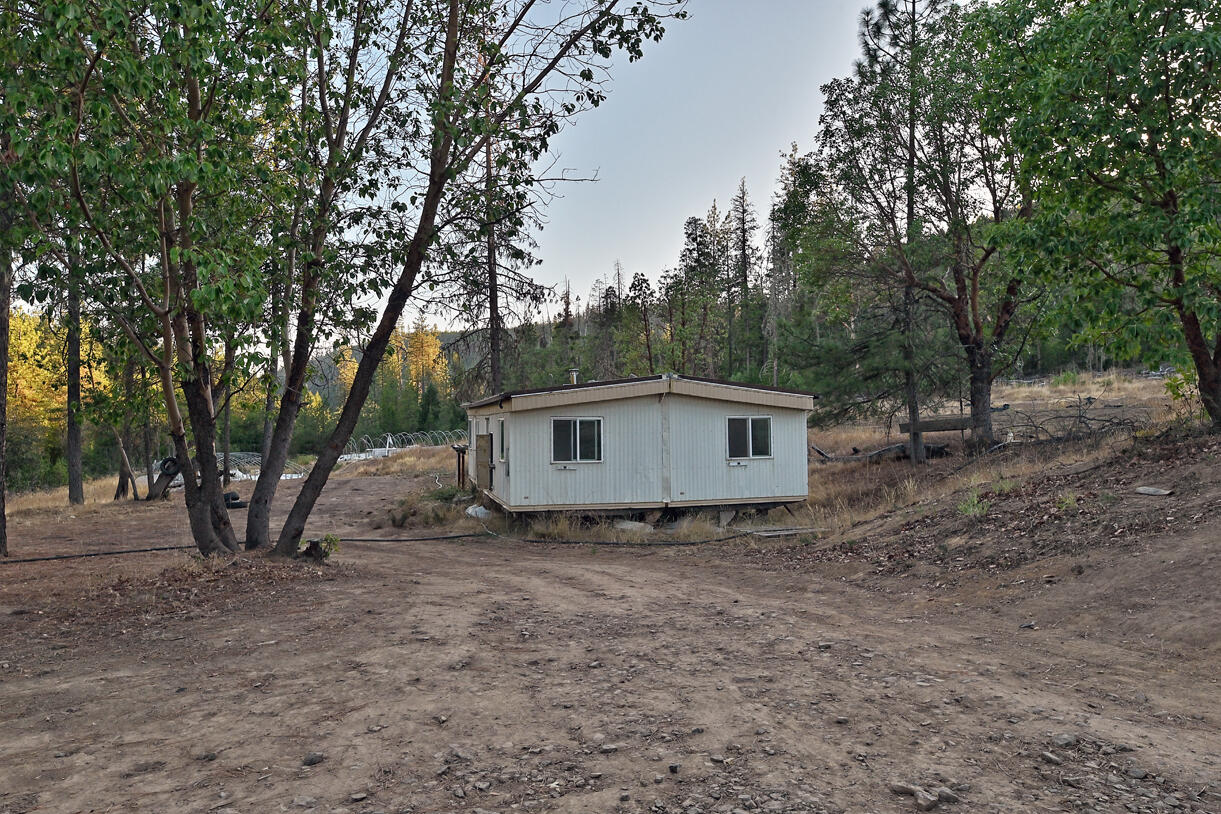 14738 Ramsey Road White City, OR 97503 - Photo 21 of 55 DSC_1407 copy