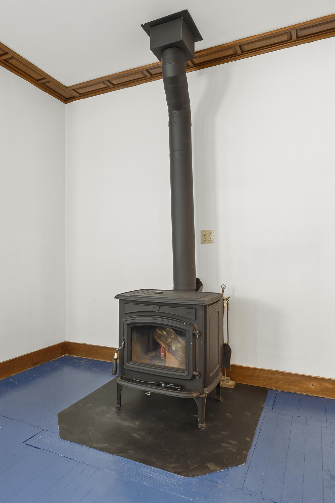16 Eastern Avenue Boothbay Harbor, ME 04538 - Photo 23 of 78 16 Eastern Avenue0140