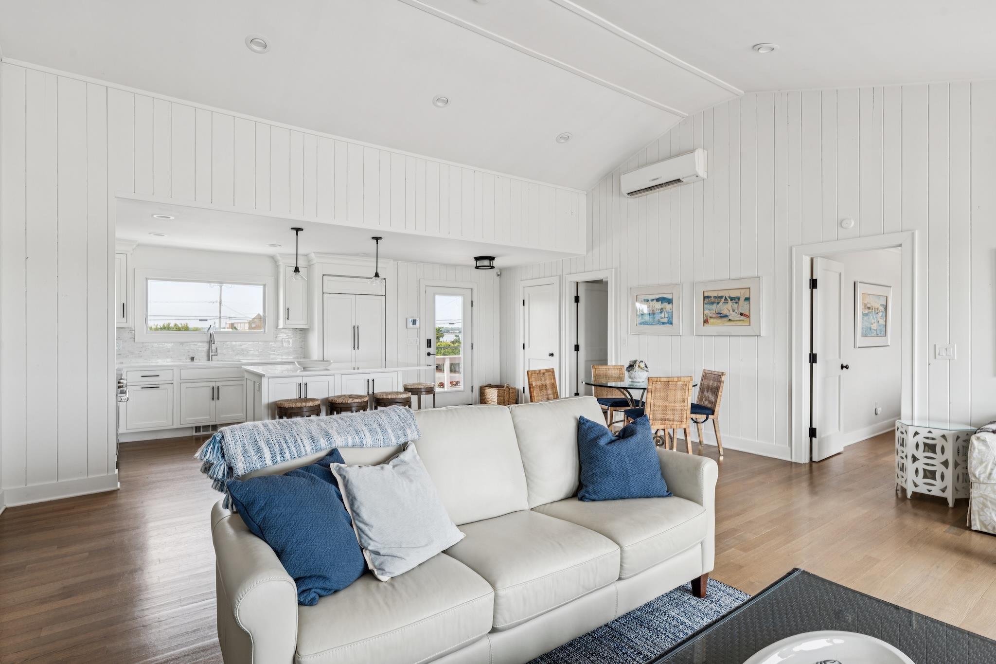 355 Dune Road Westhampton Beach, NY 11978 - Photo 12 of 30