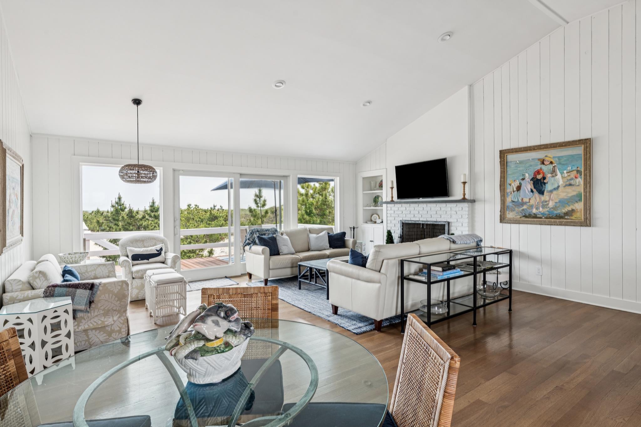 355 Dune Road Westhampton Beach, NY 11978 - Photo 5 of 30