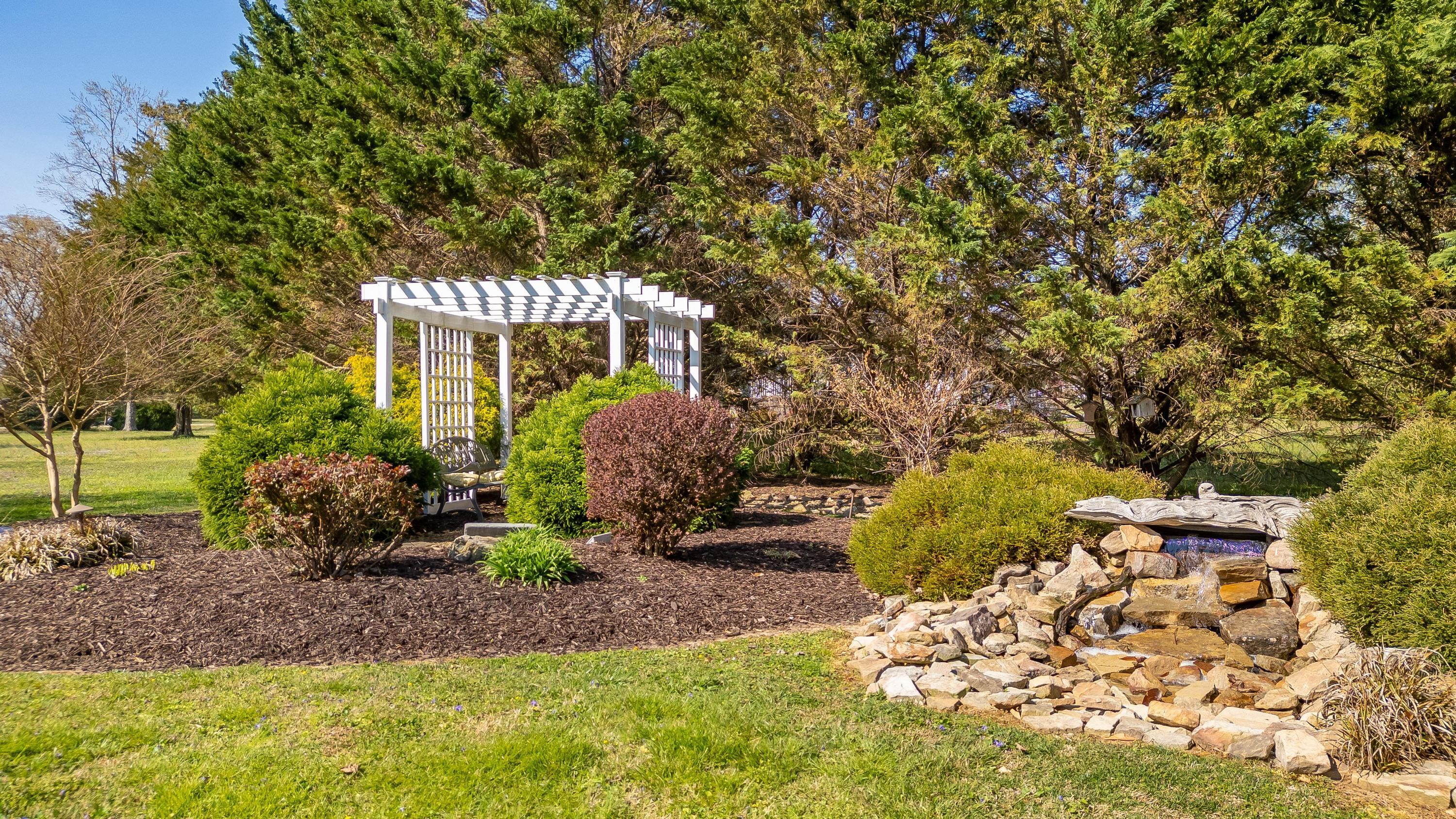 5715 Edgmon Road Ooltewah, TN 37363 - Photo 3 of 38 Pergola