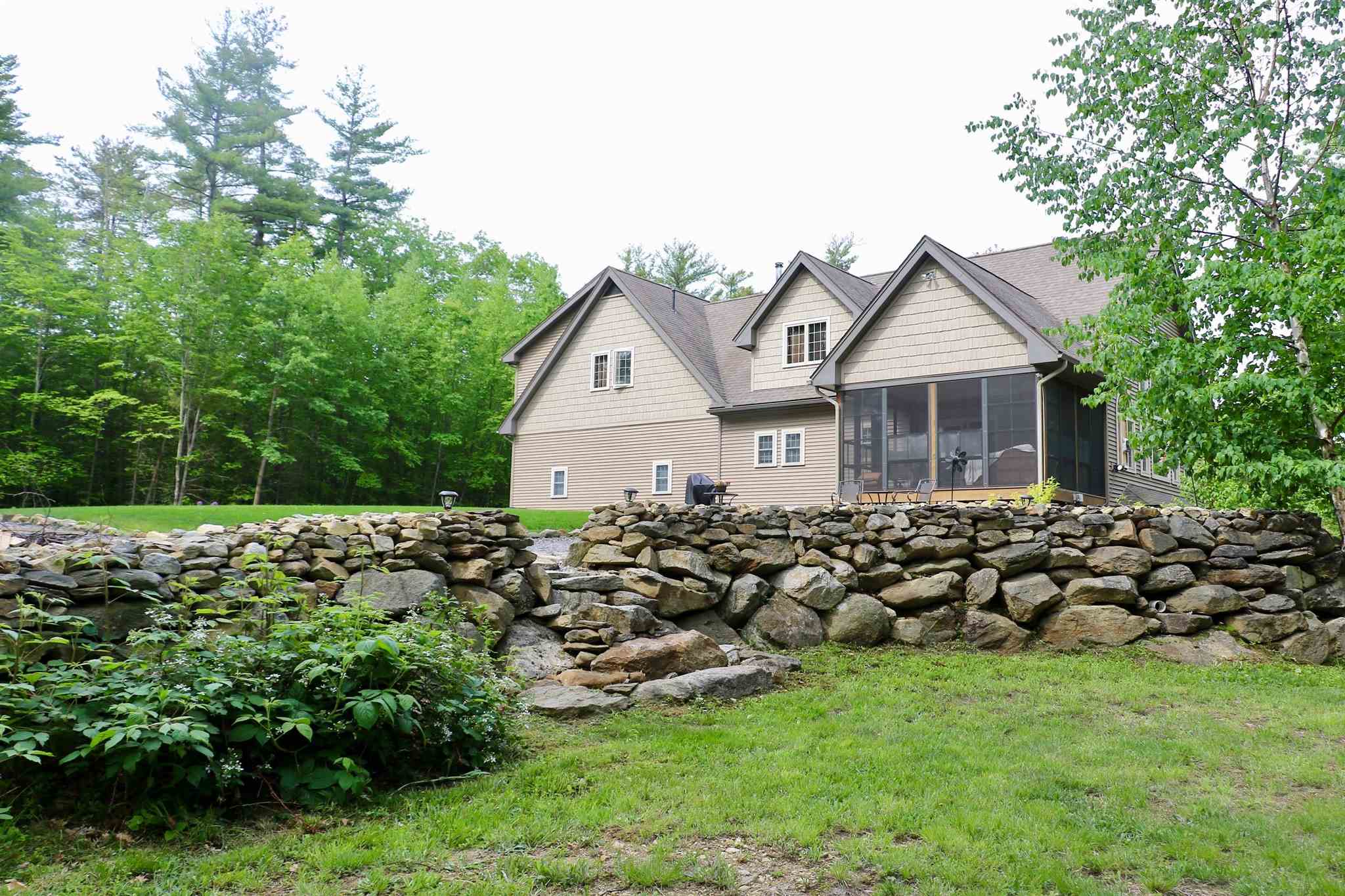 1032 Black Brook Road Dunbarton, NH 03046 - Photo 8 of 40