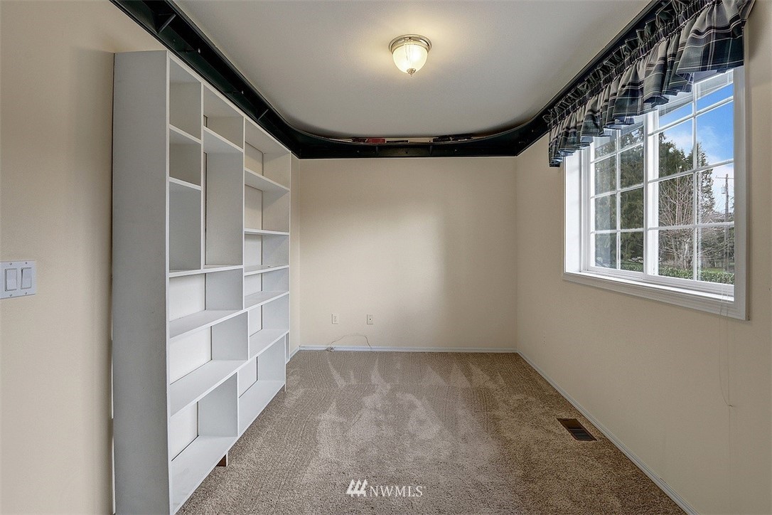 21010 Brown Road Monroe, WA 98272 - Photo 22 of 32