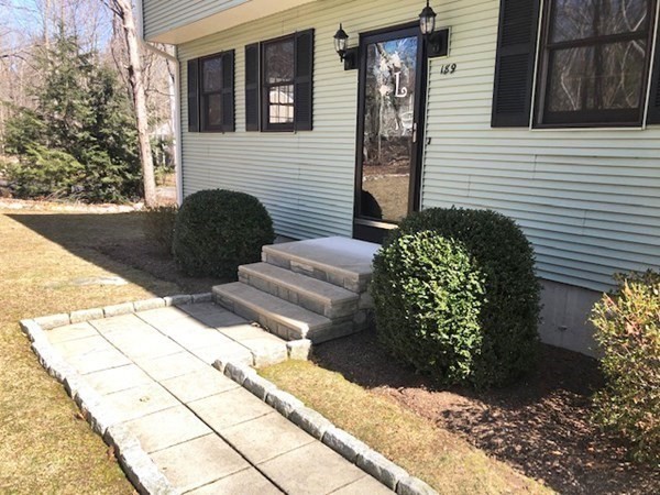 189 Burlingame Road Charlton, MA 01507 - Photo 3 of 42 Gallery Image 3