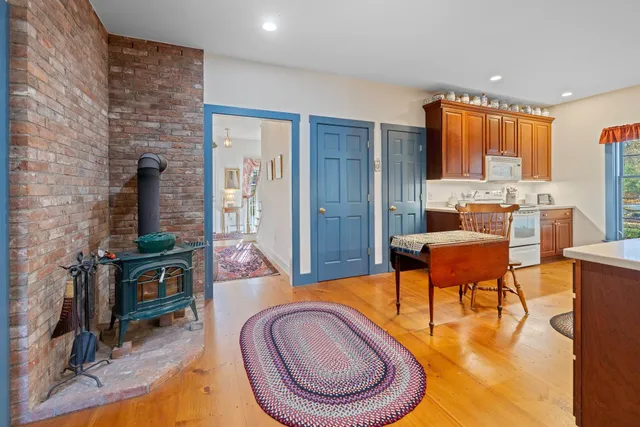 $1,100,000 | 307 Remick Road, Hartford, VT 05001