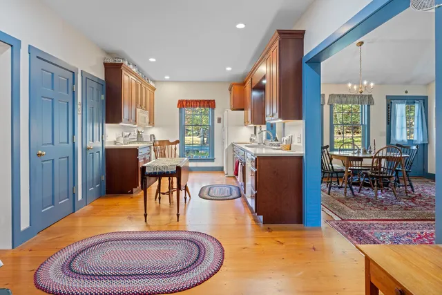 $1,100,000 | 307 Remick Road, Hartford, VT 05001