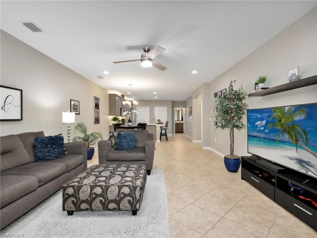 4337 Dutchess Park Road Fort Myers, FL 33916 - Photo 8 of 39