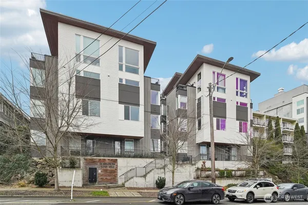 $749,950 | 3070 Southwest Avalon Way, Unit E, Seattle, WA 98126