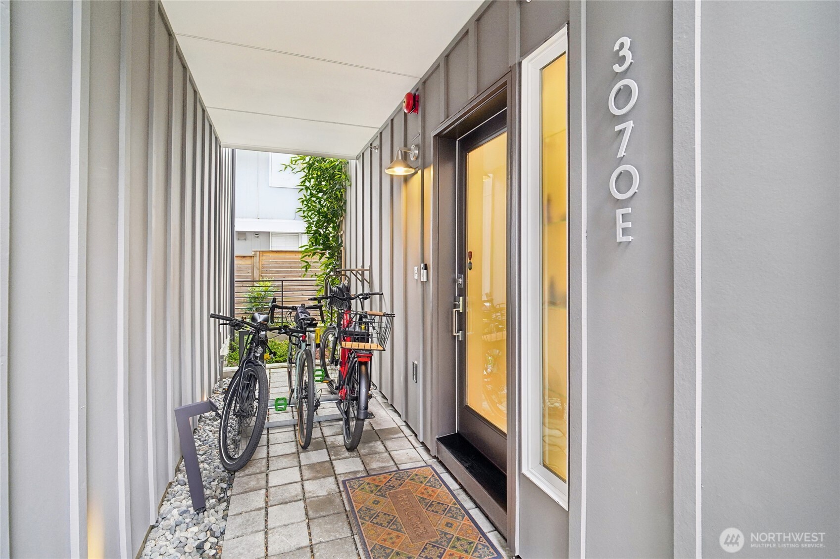 3070 Southwest Avalon Way, Unit E Seattle, WA 98126 - Photo 11 of 35