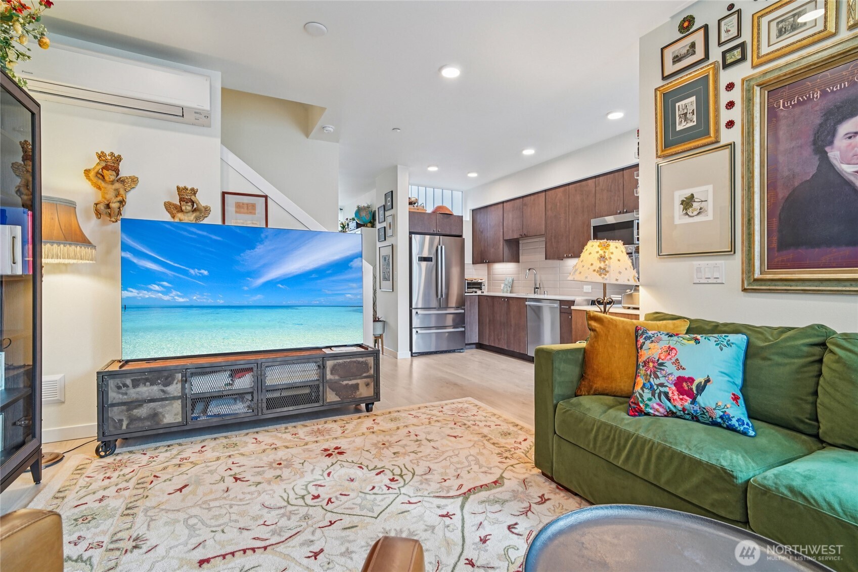 3070 Southwest Avalon Way, Unit E Seattle, WA 98126 - Photo 19 of 35