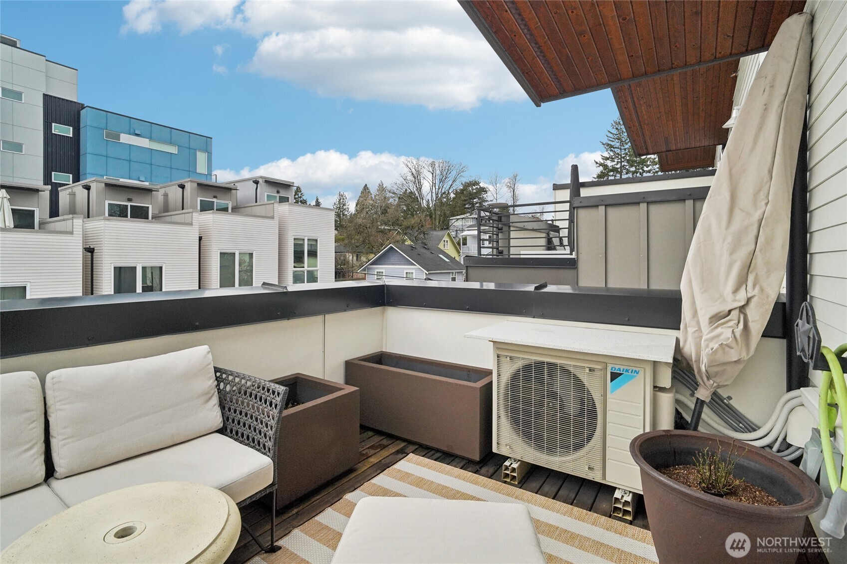 3070 Southwest Avalon Way, Unit E Seattle, WA 98126 - Photo 6 of 35