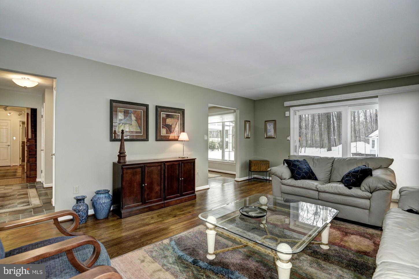 12245 Carroll Mill Road Ellicott City, MD 21042 - Photo 5 of 30 Living Room