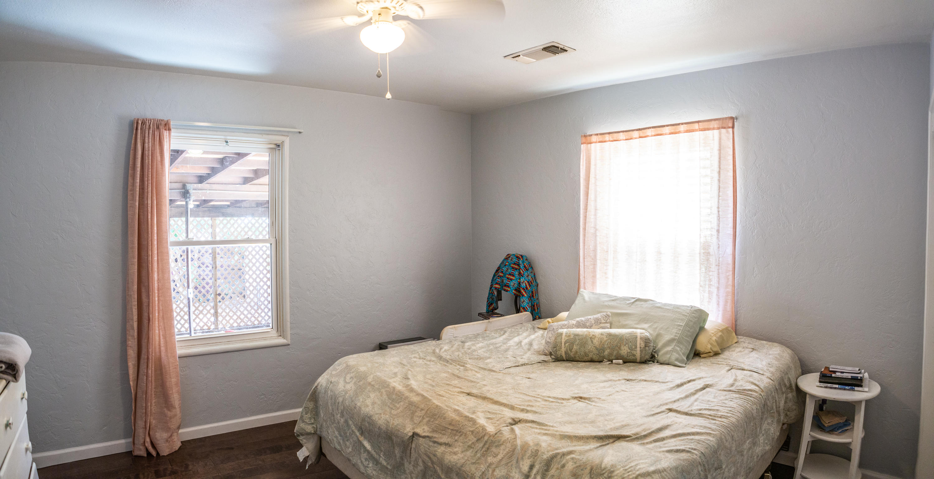5266 East Bonnyview Road Redding, CA 96001 - Photo 16 of 27 Master Bedroom