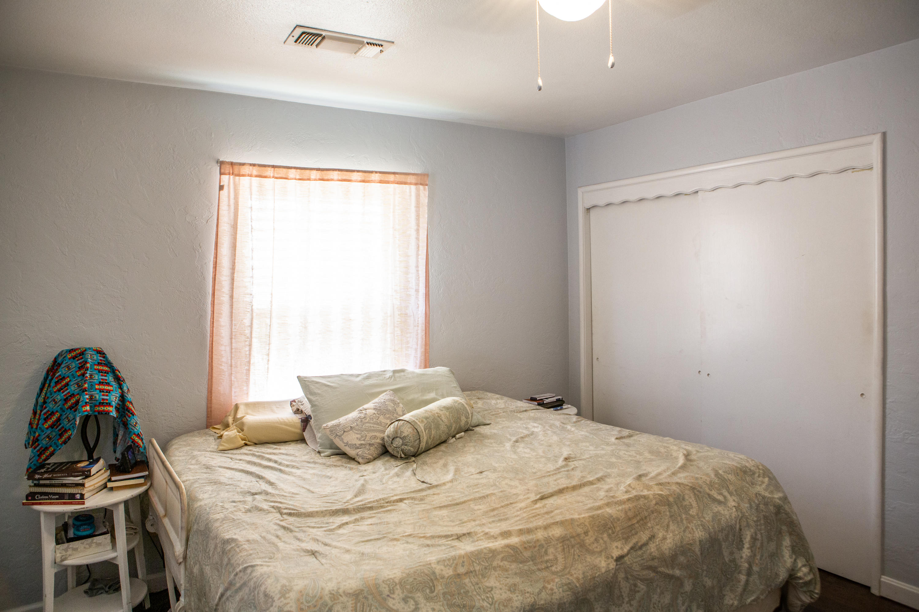 5266 East Bonnyview Road Redding, CA 96001 - Photo 17 of 27 Master Bedroom