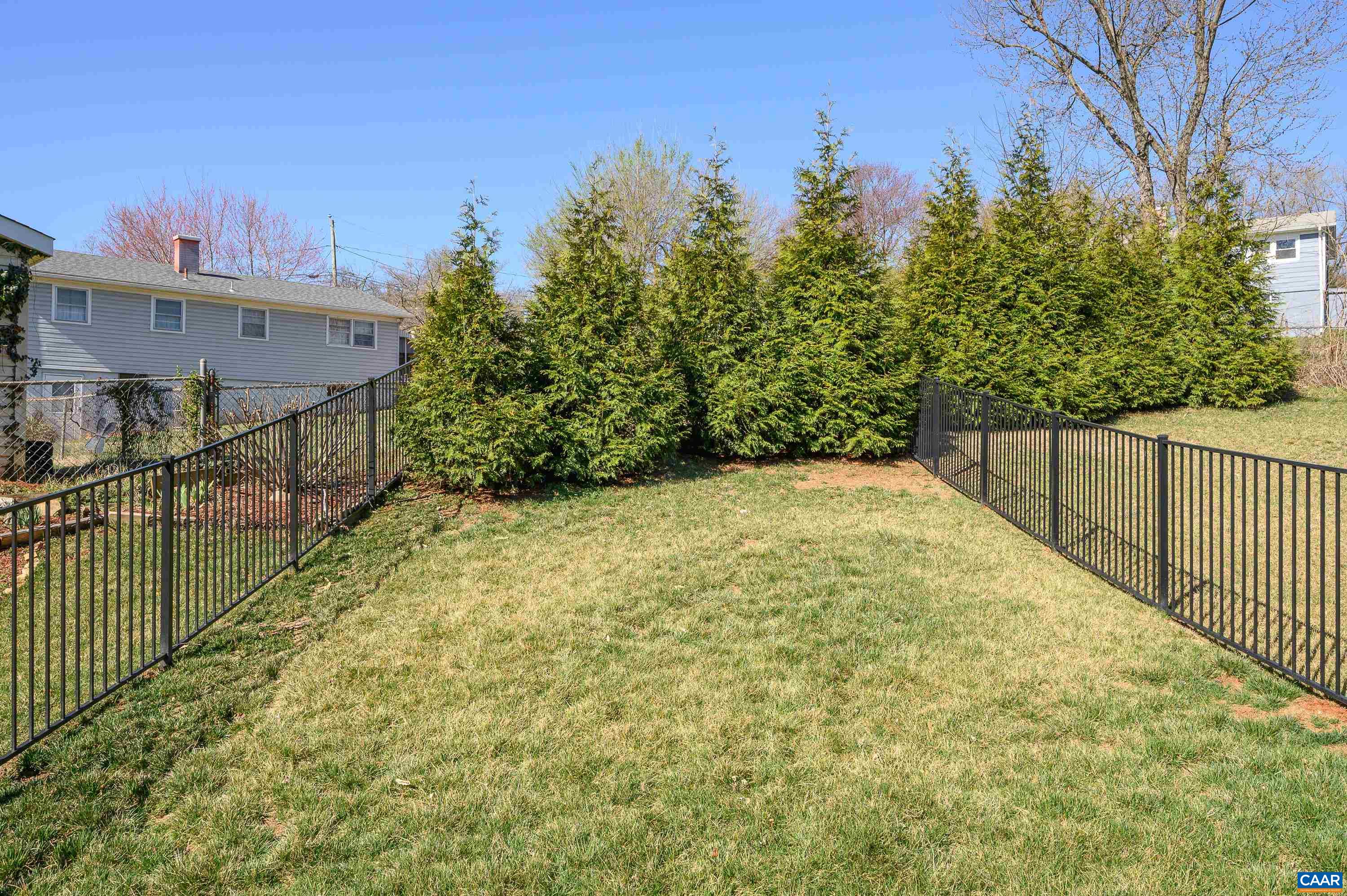 147 Junction Lane Charlottesville, VA 22902 - Photo 28 of 30 a view of a backyard
