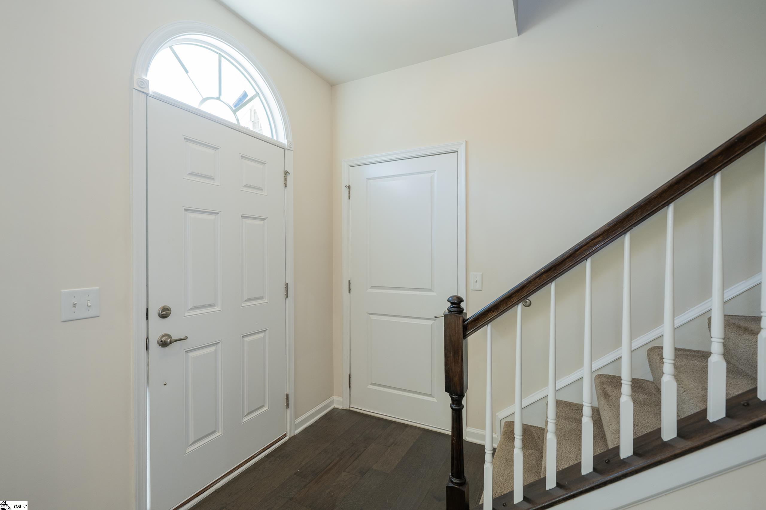 19 Fairchild Way Greenville, SC 29607 - Photo 3 of 33 Gallery Image 3