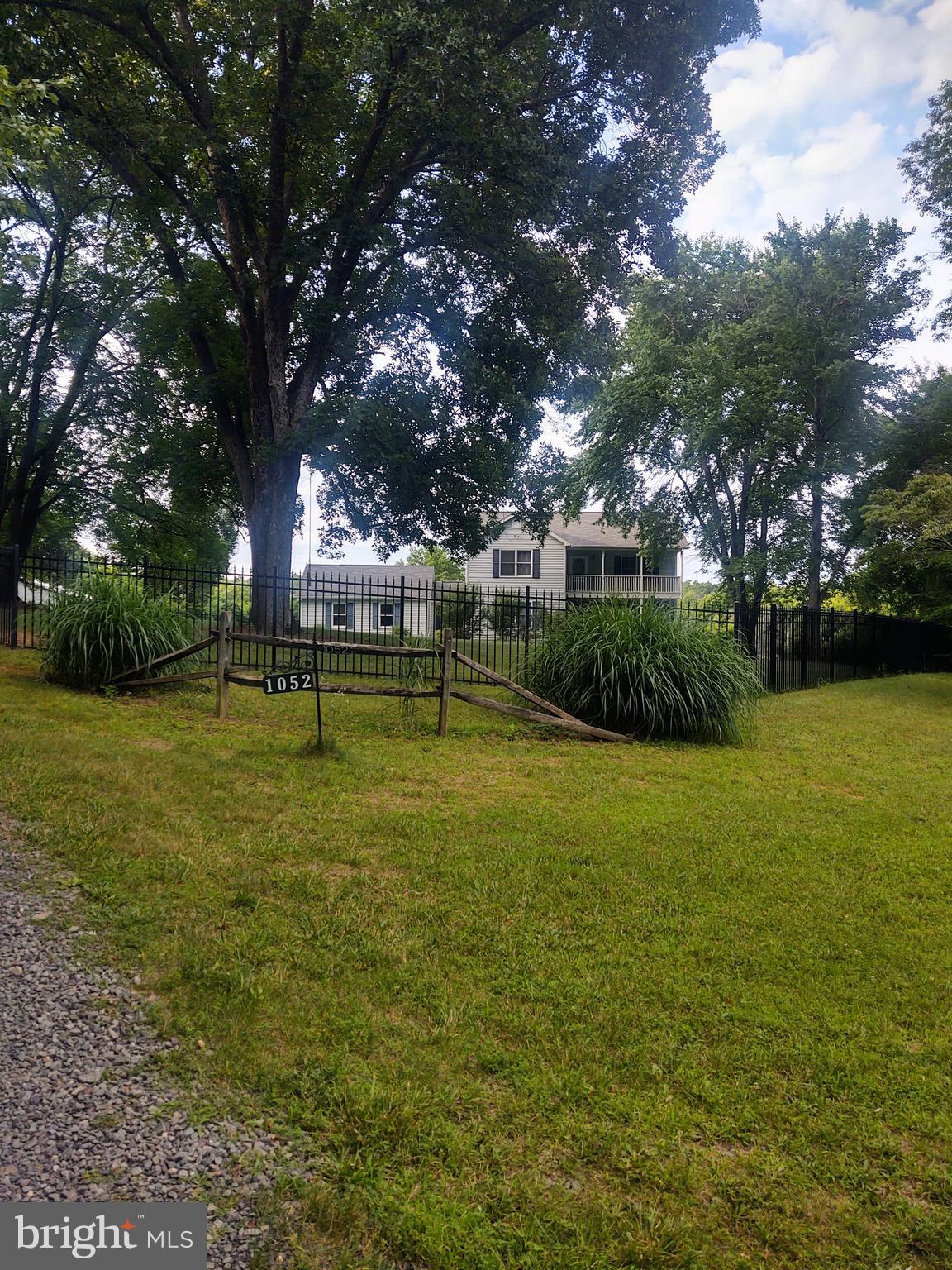 Main Photo Front of Home