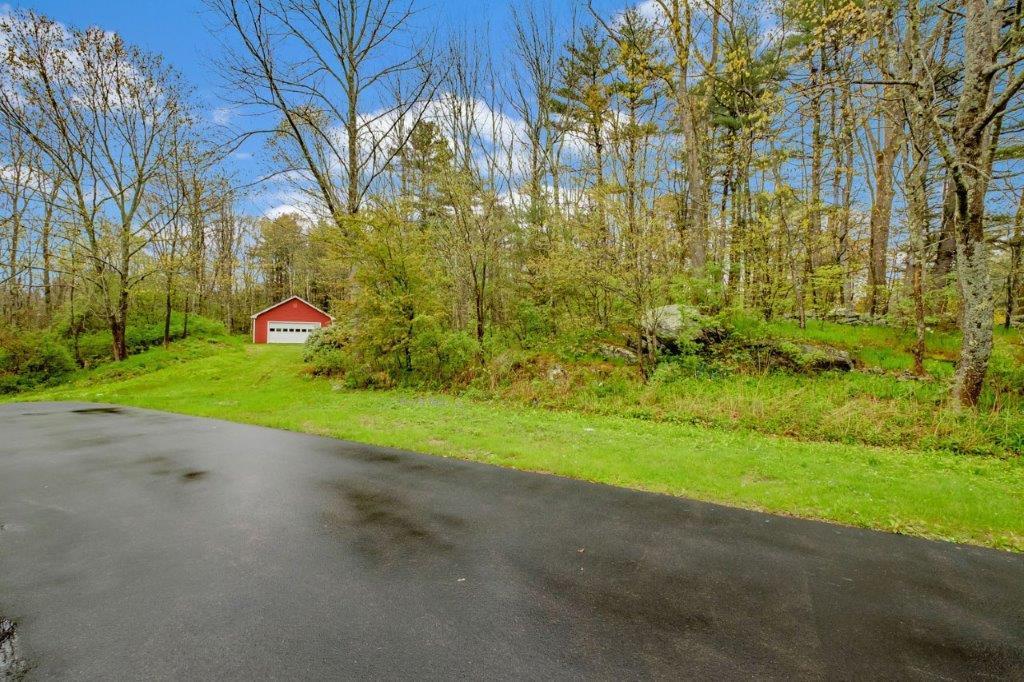 69 Falmouth Road Falmouth, ME 04105 - Photo 3 of 53 20190520gp-60005S