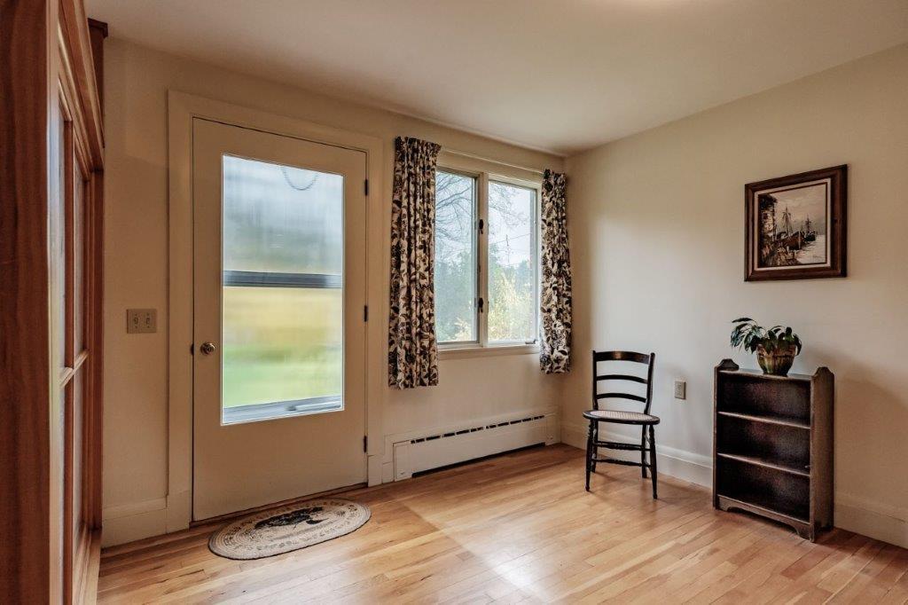 69 Falmouth Road Falmouth, ME 04105 - Photo 6 of 53 20190520gp-60011