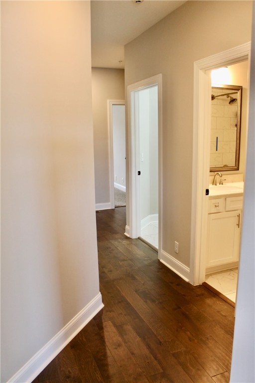 402 Mariners Circle St. Simons Island, GA 31522 - Photo 14 of 20