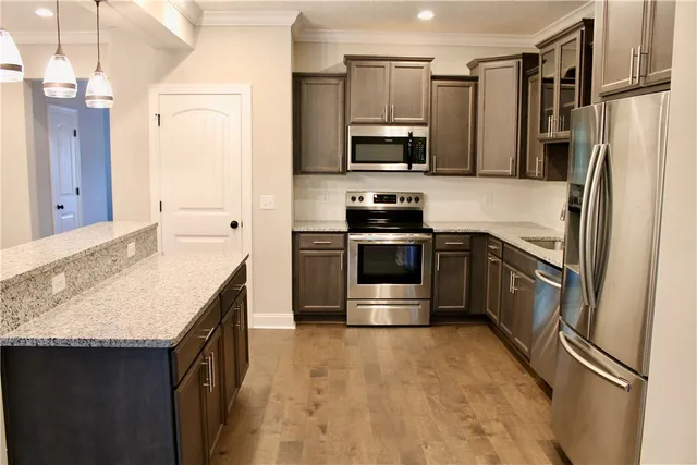 $2,800 | 402 Mariners Circle, St. Simons Island, GA 31522