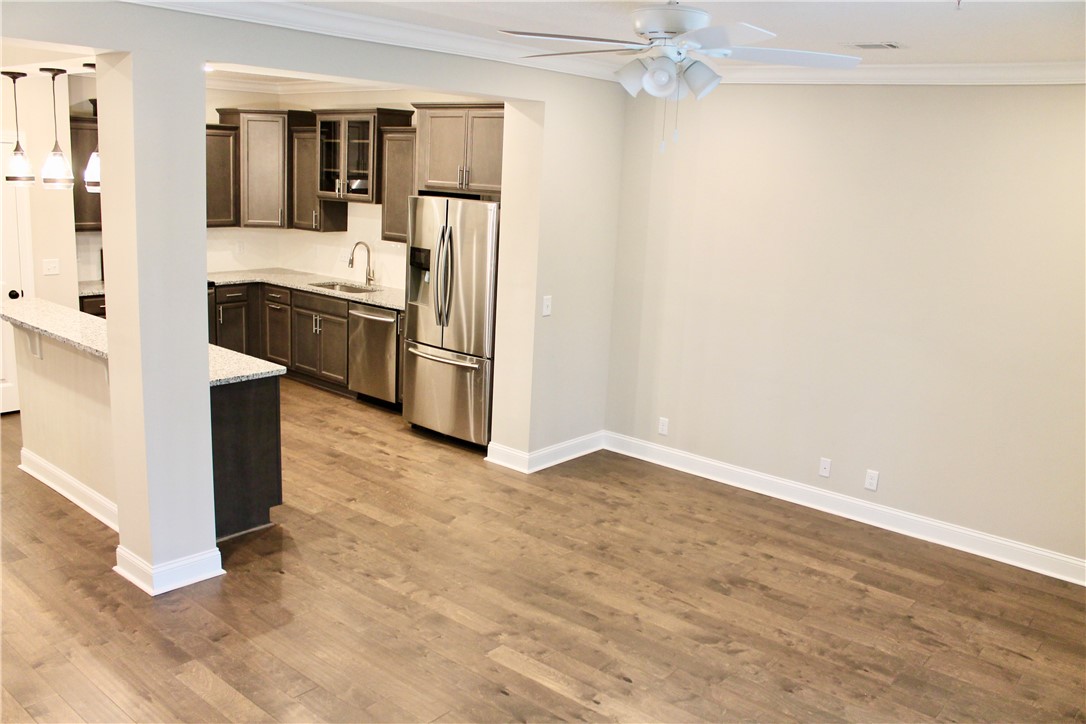 402 Mariners Circle St. Simons Island, GA 31522 - Photo 7 of 20