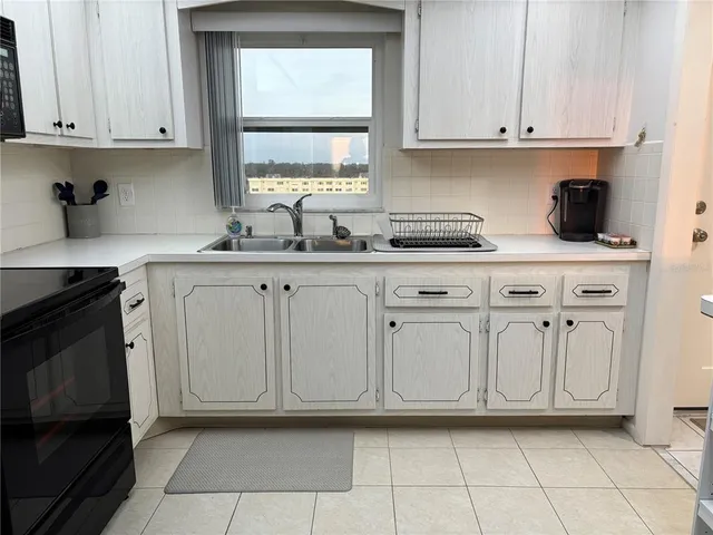 $1,850 | 4750 Cove Circle, Unit 904, St. Petersburg, FL 33708