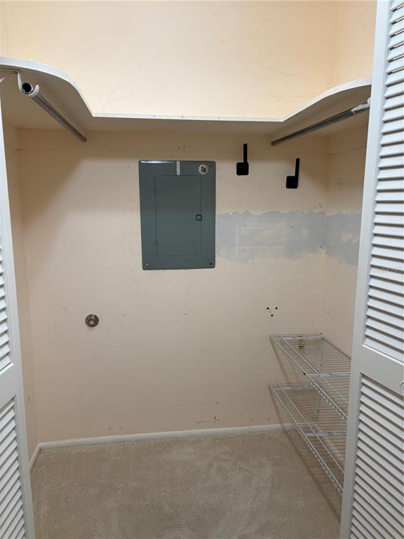 4750 Cove Circle, Unit 904 St. Petersburg, FL 33708 - Photo 17 of 37 a view of a bathroom