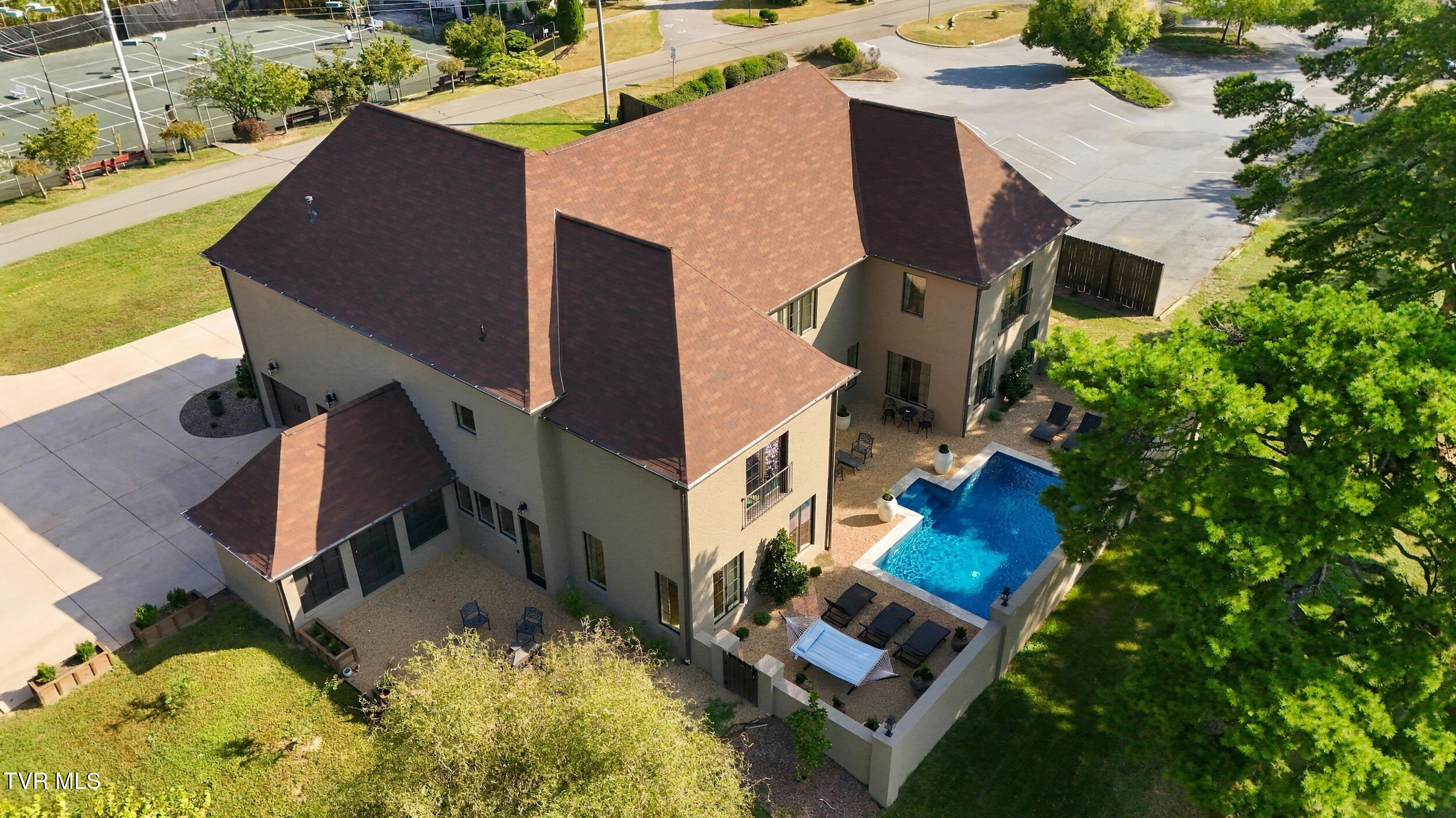 2333 Pendragon Road Kingsport, TN 37660 - Photo 61 of 71 75_2333 pendragon rd-08