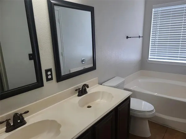 $2,150 | 305 Lake Wichita Drive, Wylie, TX 75098