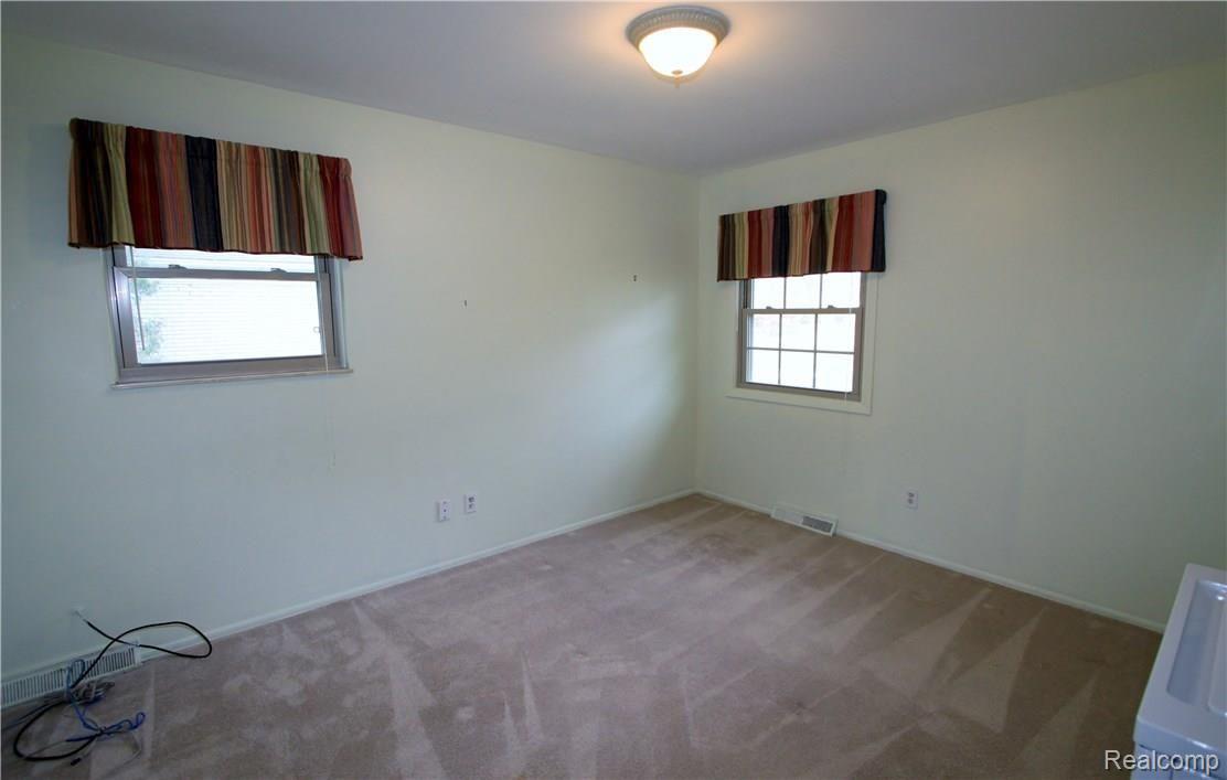 4186 McCandlish Road Grand Blanc, MI 48439 - Photo 18 of 36 IMG_4413.JPG