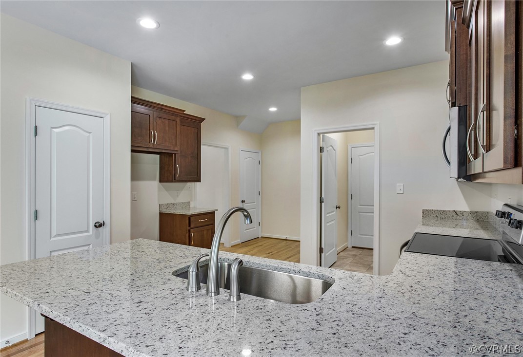 11808 Rimswell Turn, Unit TURN Midlothian, VA 23112 - Photo 11 of 35 Gallery Image 11