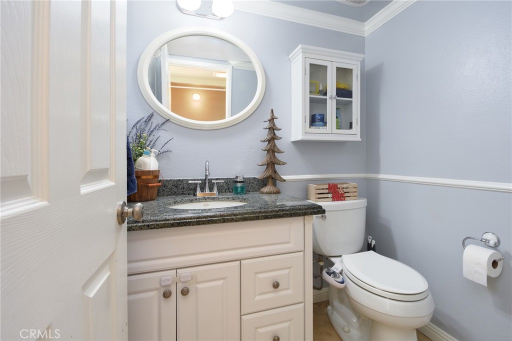 5033 Brooklawn Place Riverside, CA 92504 - Photo 8 of 21