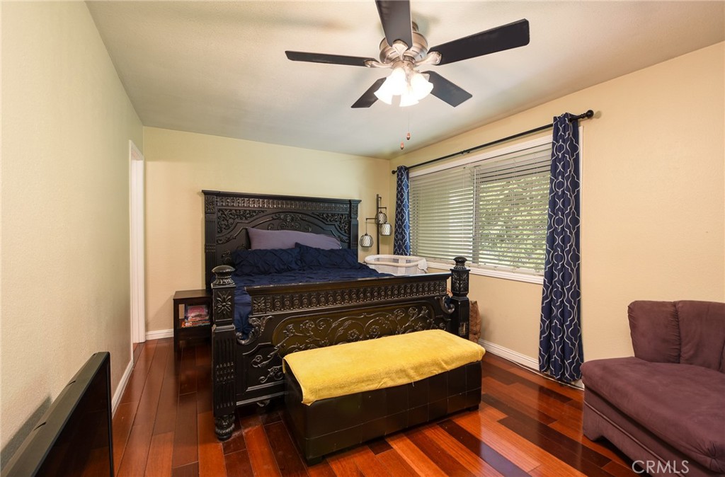 5033 Brooklawn Place Riverside, CA 92504 - Photo 9 of 21