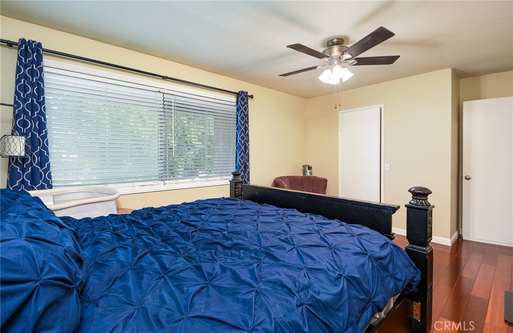 5033 Brooklawn Place Riverside, CA 92504 - Photo 10 of 21